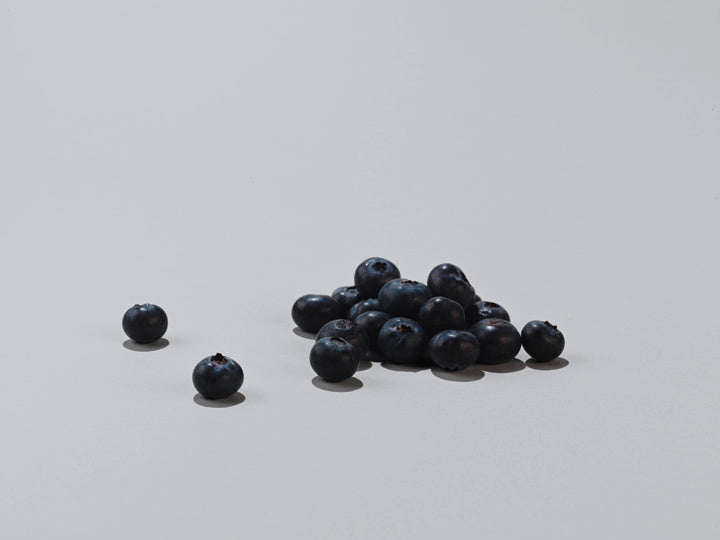 Blueberries contain vitamins and minerals